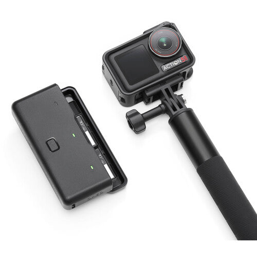Cámara DJI Osmo Action 5 Pro Adventure Combo