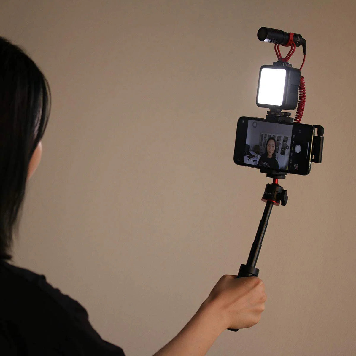 Minitripié y Selfie Stick Ulanzi MT-08 Extensión Vlog
