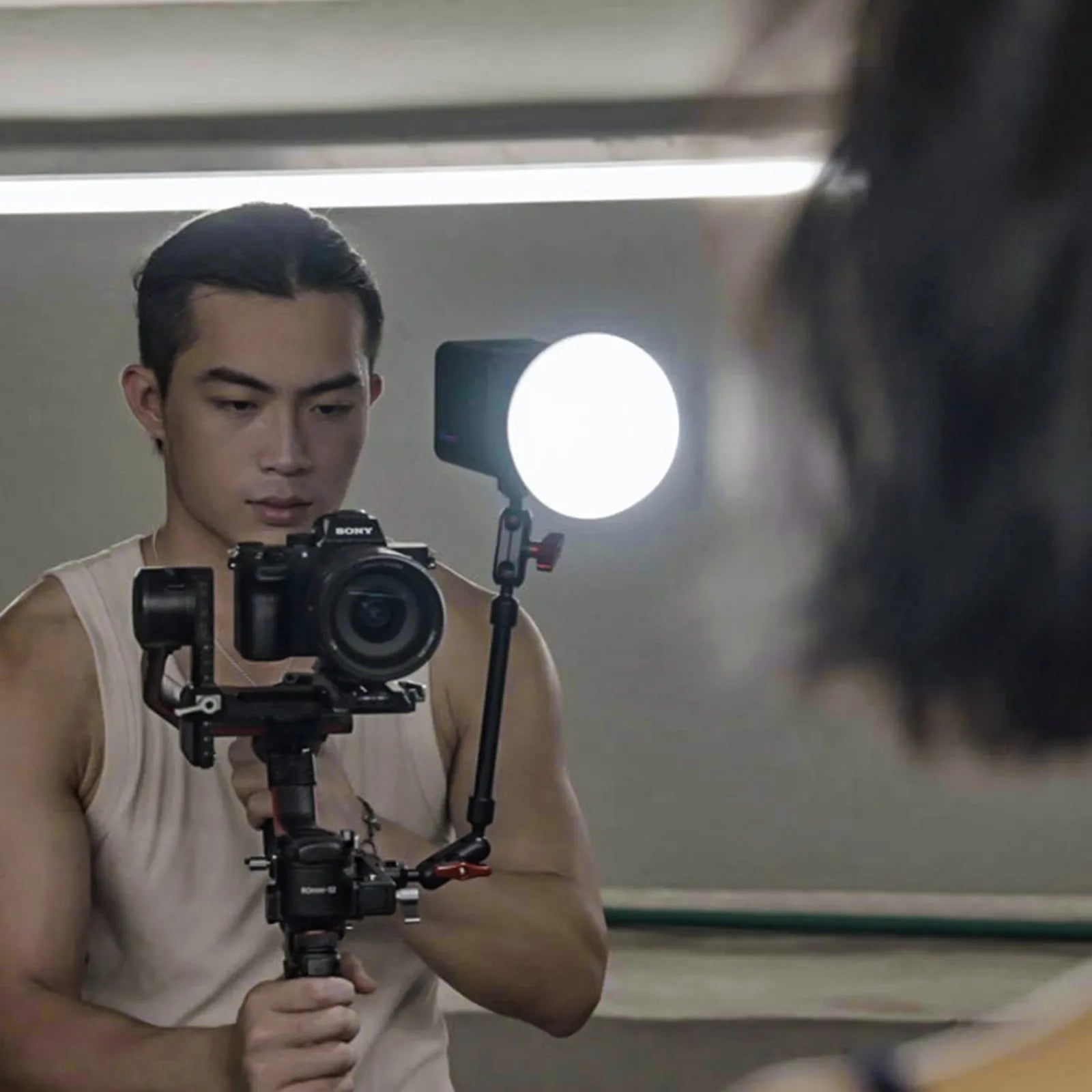 Lámpara Fresnel Portátil Ulanzi L024 RGB 40W