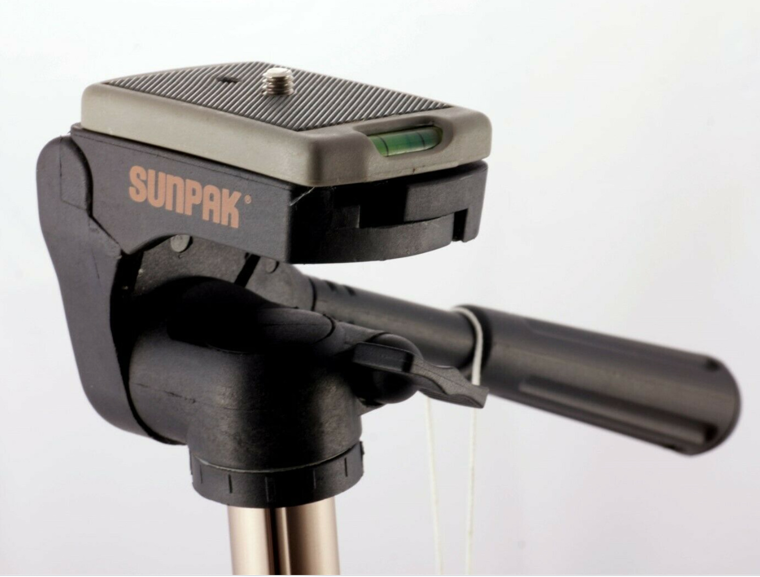 Tripié Sunpak 2001UT