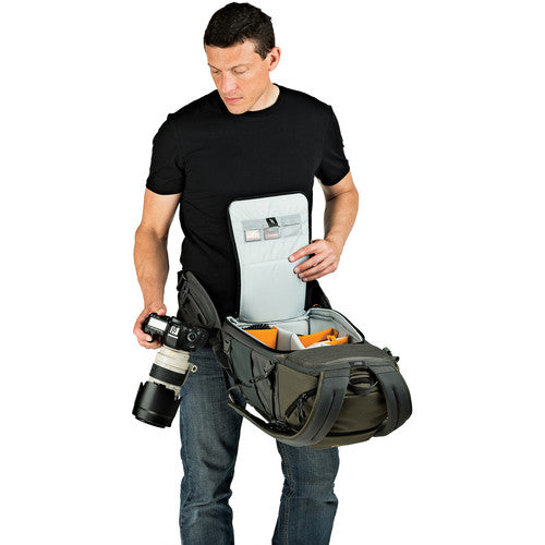 Estuche Lowepro Flipside Trek BP 450 AW Gris y Verde
