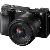 Lente Sony E 11 mm F1.8 (SEL11F18) 7